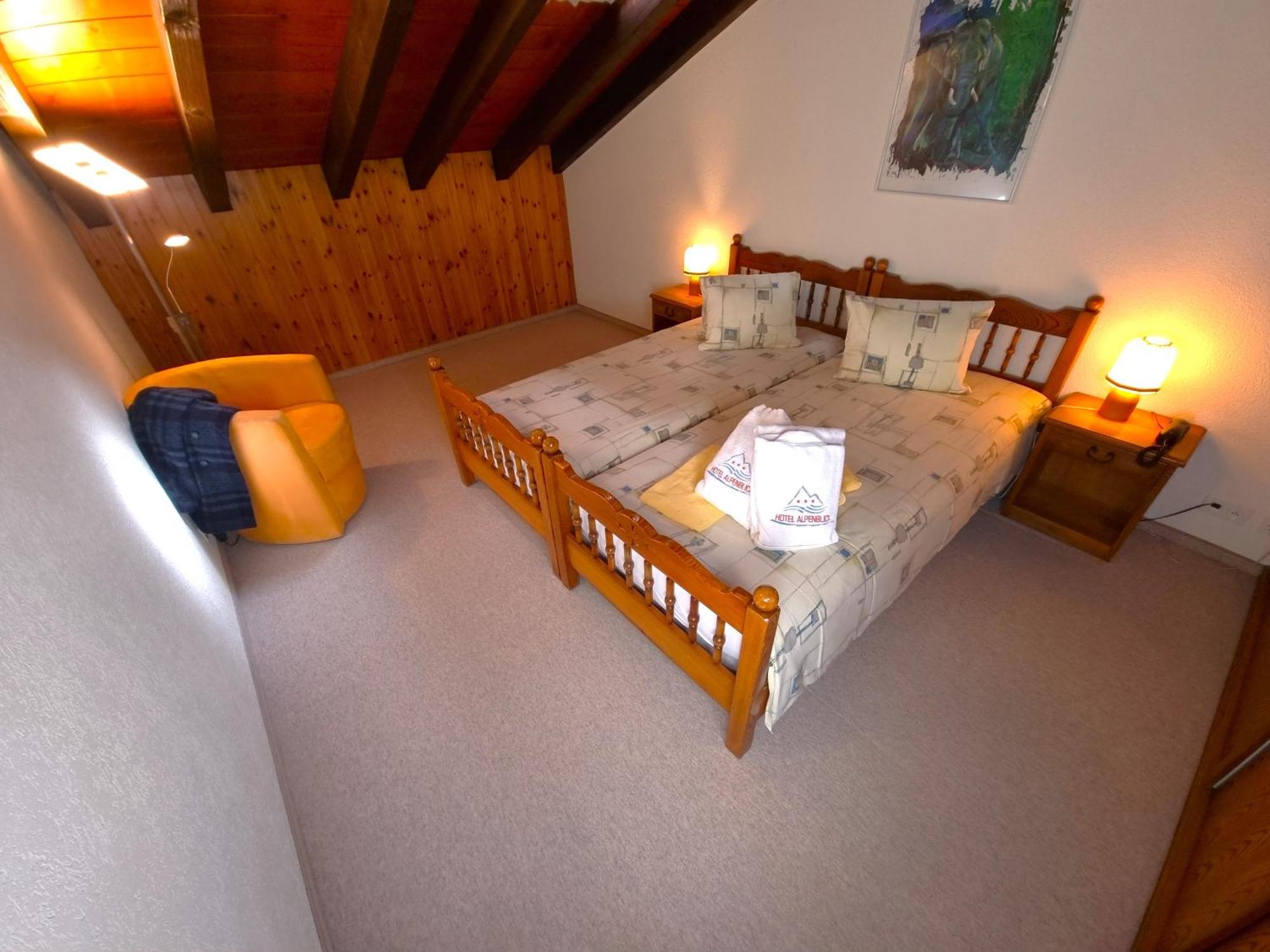 Hotel Alpenblick-Leukerbad-Therme Zimmer foto